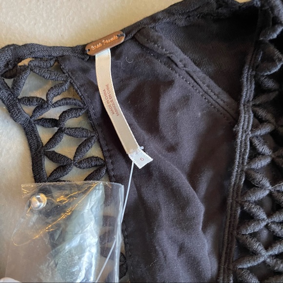 Free People I Think I Love You Black Mini Dress Cut Out L/S NWT Sz 6 Whimsygoth - Picture 6 of 9